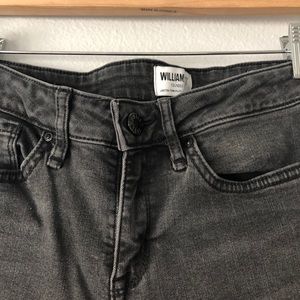 Back high waisted skinny jeans